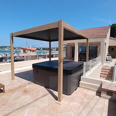 Les Deux Soeurs Bord De Et Jacuzzi La Seyne-sur-Mer